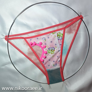 شورت زنانه نخی سوراخ دار صورتی